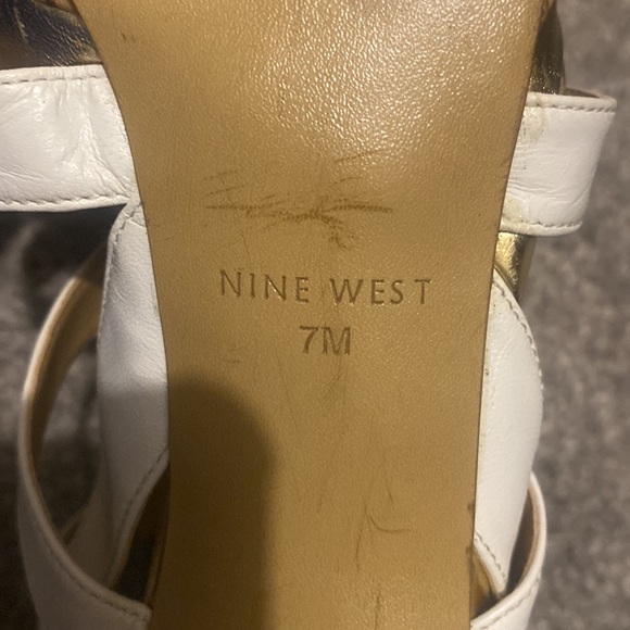 Nine West heels size 7 - Picture 3 of 4